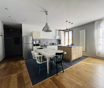 Location Appartement 4 pièces 83m² NICE 06000 - Photo 2