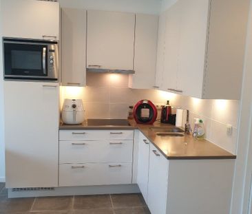 Recent modern 2 slaapkamer -appartement in het centrum van Koksijde... - Foto 4