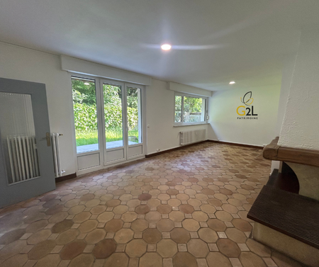 Location Appartement 5 pièces 102m² - Photo 2