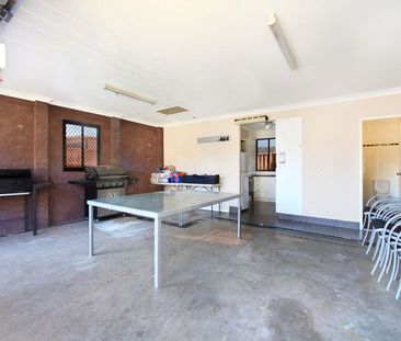 3 Bedroom Home with the Garage You've Been Looking For! - Photo 6