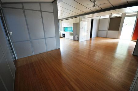 AFFORDABLE ABODE - Easy-care 4x2 - Photo 2