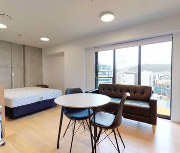 Central City Furnished Studio Apartment - Photo 2