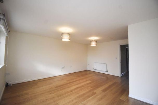 3 bedroom terraced house to rent - Photo 1