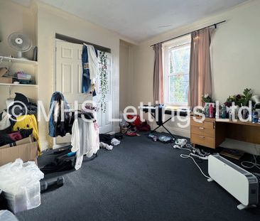 5 Bedroom Mid Terraced House for rent in Victoria Road - Photo 3