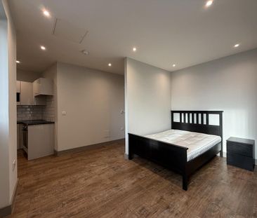 Studio to rent - Photo 4