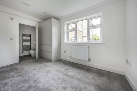 3 bedroom apartment to rent - Photo 2