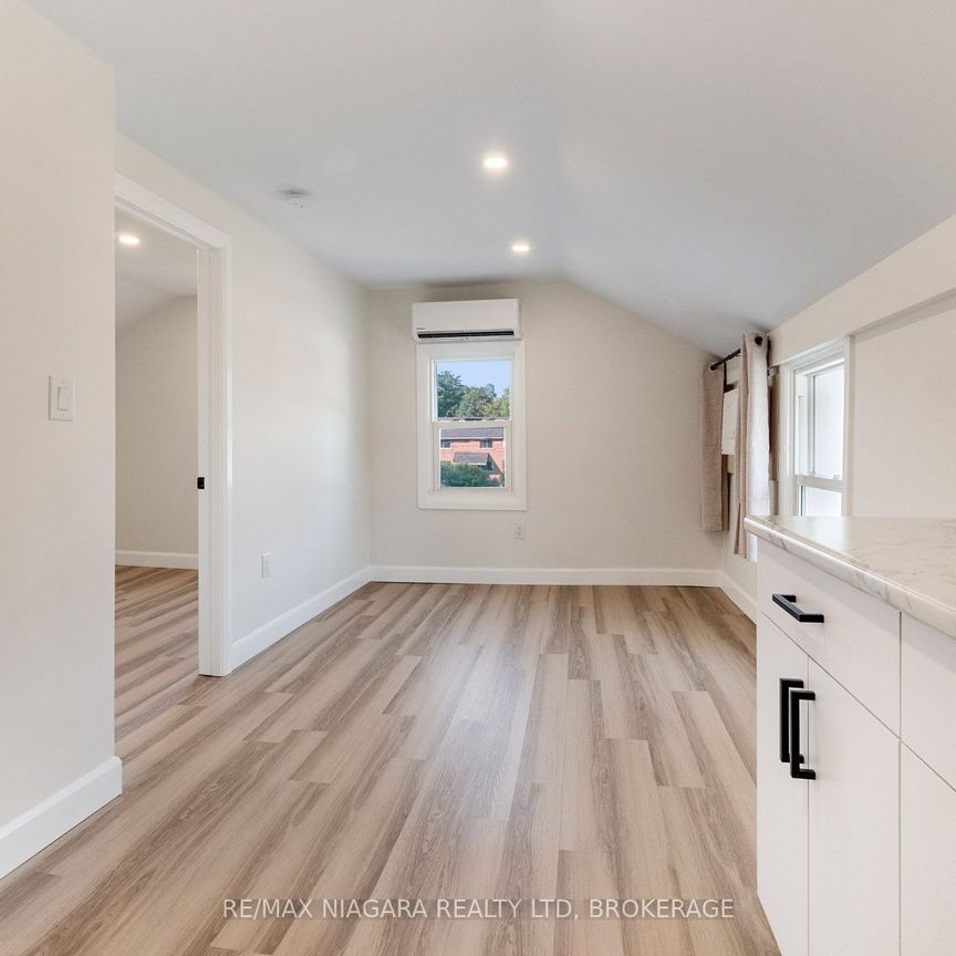 For Lease - 132 Waterloo Street Unit# UNIT#3, Fort Erie, Ontario - Photo 1