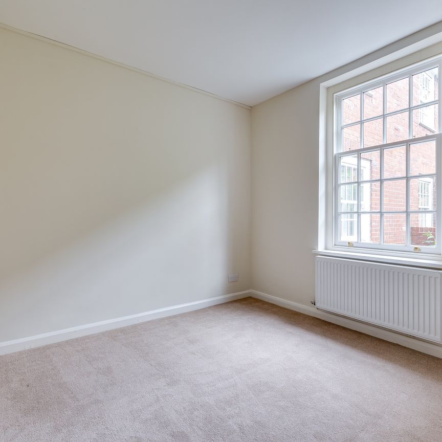 Belgrave Place, Chester - Photo 1