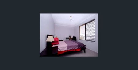 Spacious & Modern Townhouse Opposite Glennie School - Photo 3