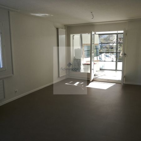 Appartement protégé de 2 pièces, réservé aux personnes à l'AVS/AI - Foto 3