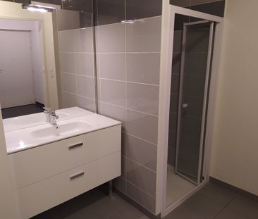 Location Appartement 2 pièces 39m² - Photo 3