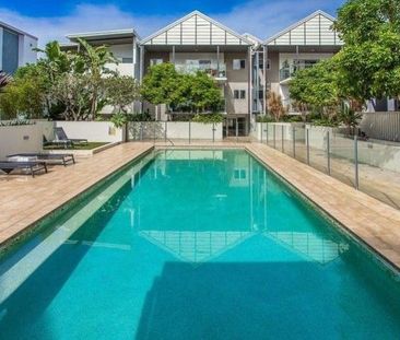 A fantastic inner-city lifestyle awaits with this Dutton Park apart... - Photo 4