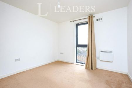 1 bedroom flat to rent - Photo 3