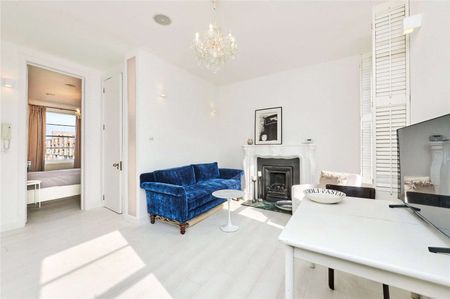 SHORT LET - One bedroom apartment set only 100 meters from Little Venice Canal in a period white stucco building - Photo 5