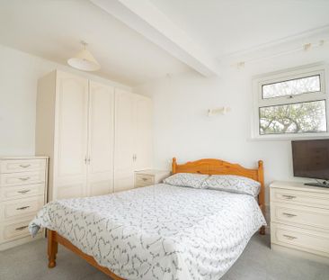 2 bedroom detached bungalow to rent - Photo 4