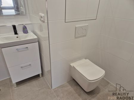 Pronájem bytu 4+1 94 m² - Photo 5