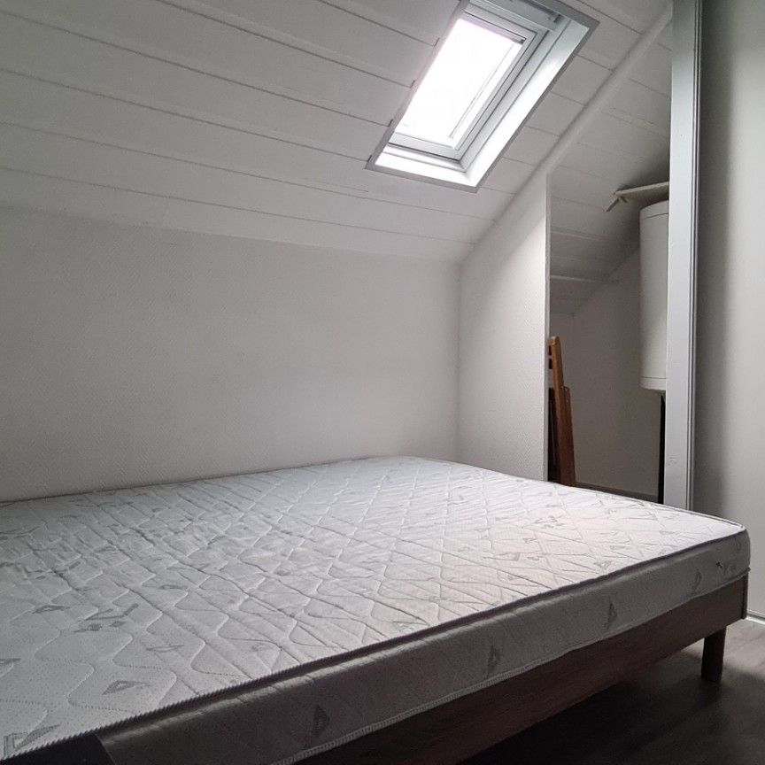 Location Appartement 1 pièce 17m² ARMENTIERES 59280 - Photo 1