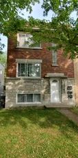 1 room apartment of 55m² in Montreal - Photo 2