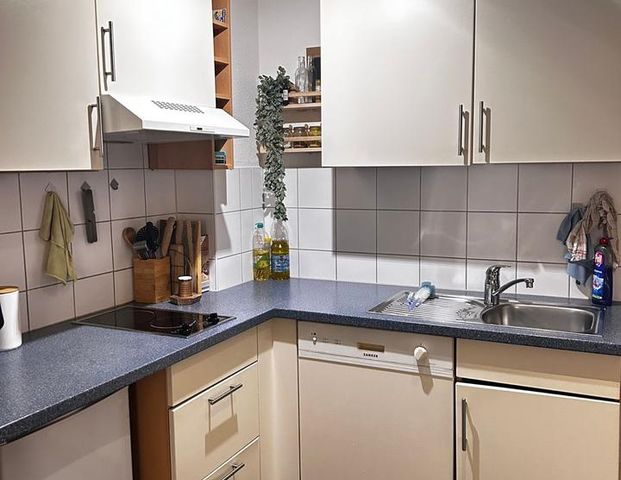 Schöne, moderne und helle 2,5 Zimmer Wohnung in Berkheim - Foto 1