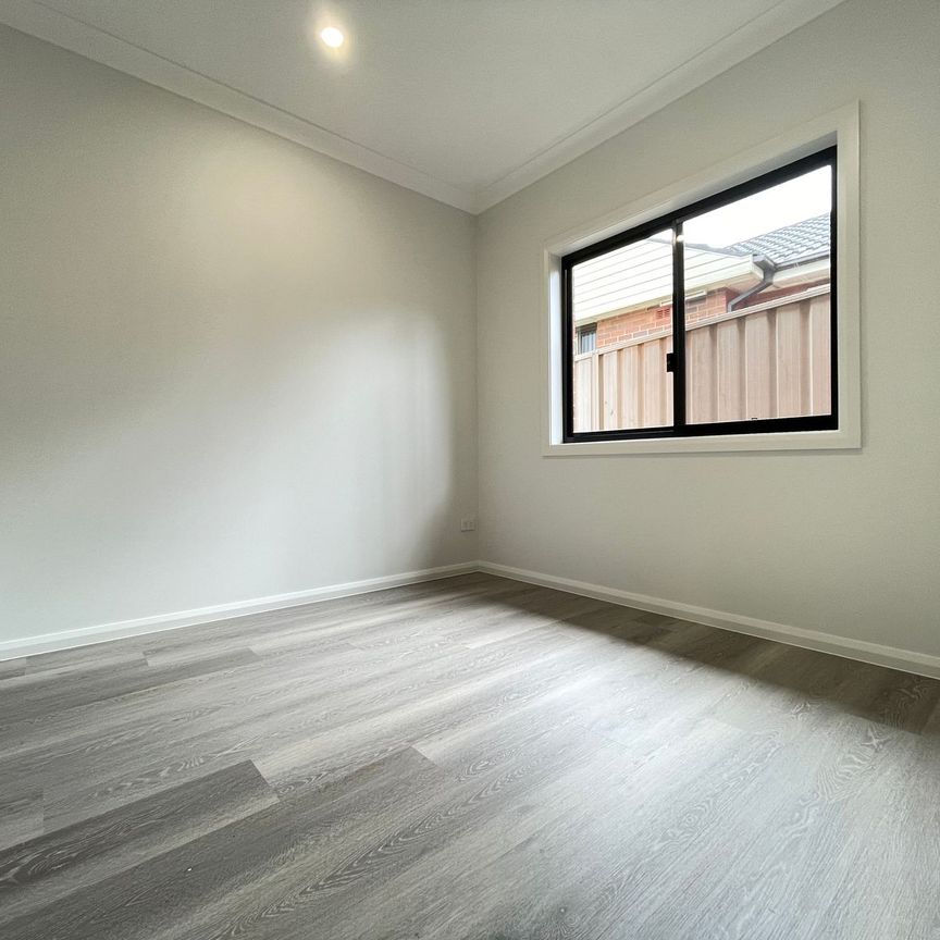 Brand New 2 Beds 1 Bath Granny Flat For Rent - Riverwood center - Photo 1