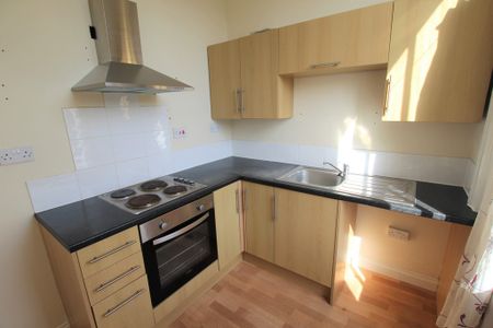 1 bed flat to rent in The Mount, St. Leonards-on-sea - Photo 3
