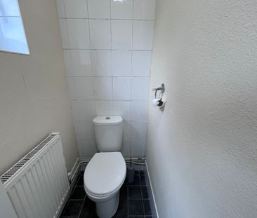 Merlin Crescent, Townhill, Swansea. SA1 6PW. - Photo 4