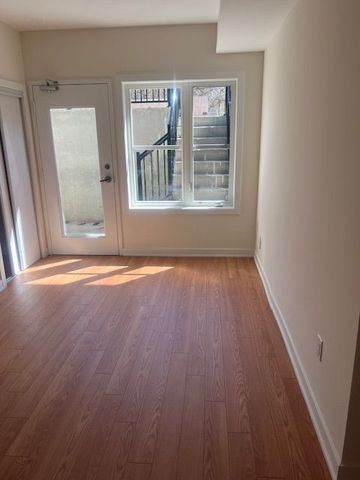 For Lease - 15100 Yonge Street Unit# 107, Aurora, Ontario - Photo 3