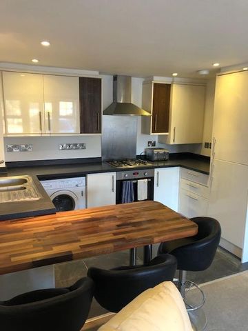 2 bedroom apartment to rent - Photo 4