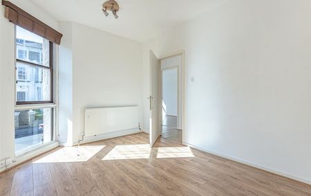 Flat To Let in Upper Park Road, Belsize Park, NW3 | TK International - Photo 3