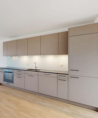 Traumhafte 3.5-Zimmerwohnung mit Loggia und Panoramablick - Foto 1