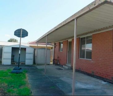 Gladstone Park - Photo 6