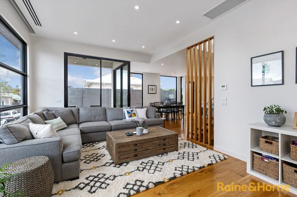 A Sophisticated Sanctuary of Style - Photo 1