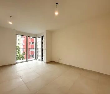 BEZUGSFERTIG: Neubau-Erstbezug mit Freifläche und Küche! - Foto 1