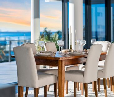 Penthouse Living Redefined - 1601/90 Berrima Street, Wynnum - Photo 3