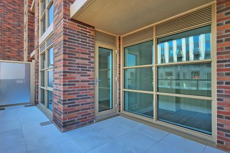 For Lease - 1787 St Clair Avenue Unit# 710, Toronto, Ontario - Photo 2