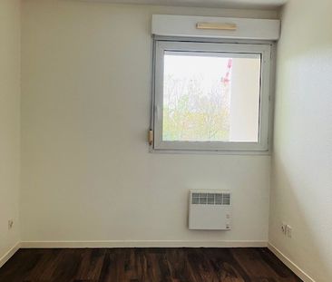 Location Appartement 2 pièces 27m² - Photo 2