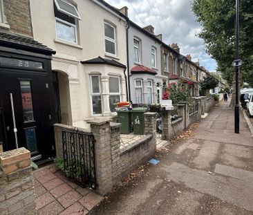 3 bedroom terraced house to rent - Photo 4