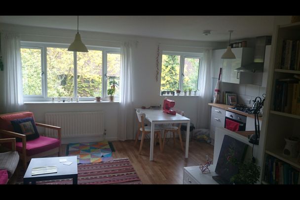 1 Bed Flat, Allendale Close, SE5 - Photo 1