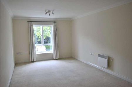 Woodcote Road, Wallington, SM6 - Photo 2