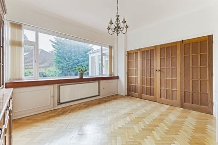 4 bedroom detached house to rent - Photo 2