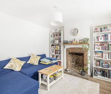 3 bedroom terraced house to rent - Photo 6