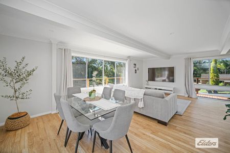 MODERN FAMILY LIVING IN A PRIME TAREE WEST LOCATION - Photo 5