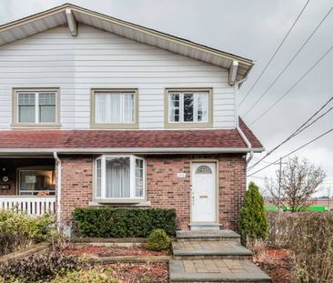 Gorgeous 3-Bdrm Semi-Detached Home by The Danforth - Photo 2