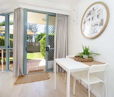 BEACHFRONT UNIT WITH PRIVATE COURTYARD - Photo 5