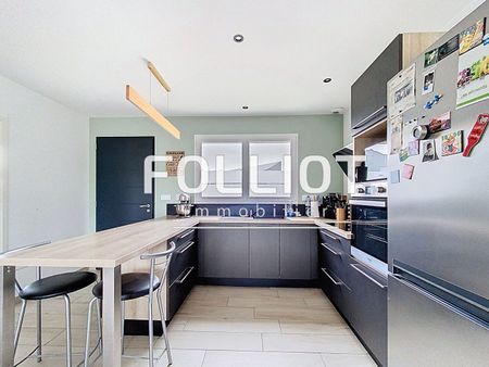 A louer : Maison 3 Pièces à Saint Sauveur Des Landes - Réf.2529CV - Photo 4