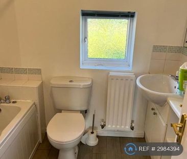 3 bedroom detached house to rent - Photo 6