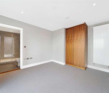 Greenview Court, Samuelson House, Merrick Road, Southall, UB2 - Photo 2