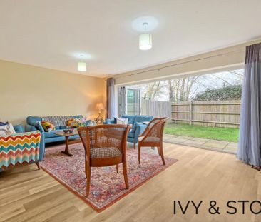 4 bedroom semi-detached house to rent - Photo 3