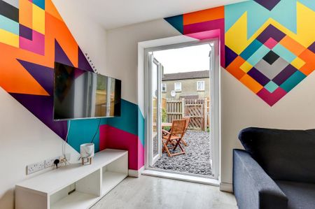 6 bedroom house to rent - Photo 2