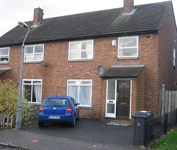 5 bed house close to New College - good bus links to central Durham - Photo 2